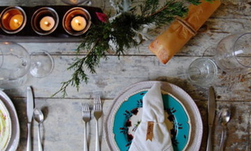 Creative Ways to Set Your Holiday Table Apart!