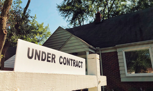 Contract Signings Rise After 6-Month Slide