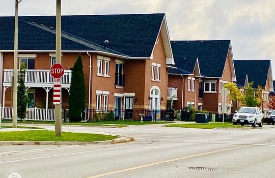 CorporateBurlingtonOntariocopyright2019JenWarren06