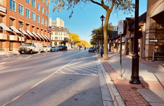 DowntownBurlingtonOntariocopyright2019JenWarren02