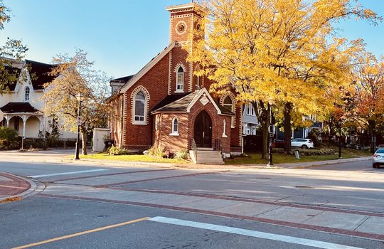 DowntownBurlingtonOntariocopyright2019JenWarren05