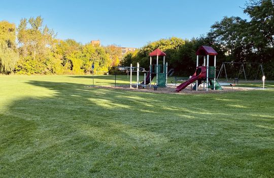 DowntownBurlingtonOntariocopyright2019JenWarren07