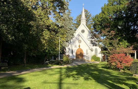 DowntownBurlingtonOntariocopyright2019JenWarren09