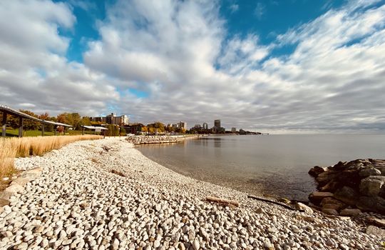 DowntownBurlingtonOntariocopyright2019JenWarren22