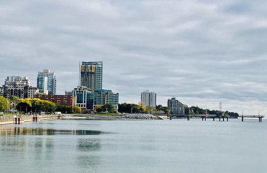 DowntownBurlingtonOntariocopyright2019JenWarren23