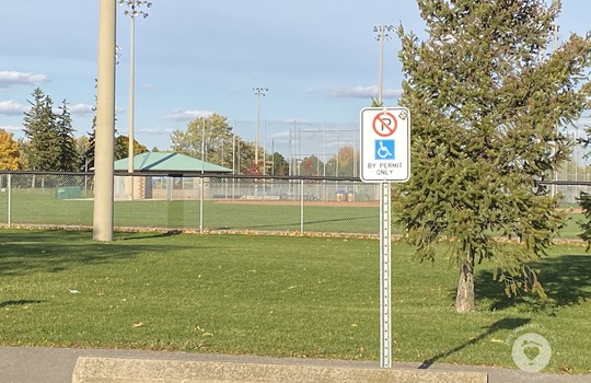 HeadonforestBurlingtonOntario-copyright-JenWarren07