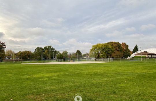 LongmoorBurlingtonOntariocopyright2019JenWarren05