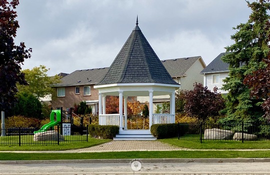 OrchardBurlingtonOntariocopyright2019JenWarren02