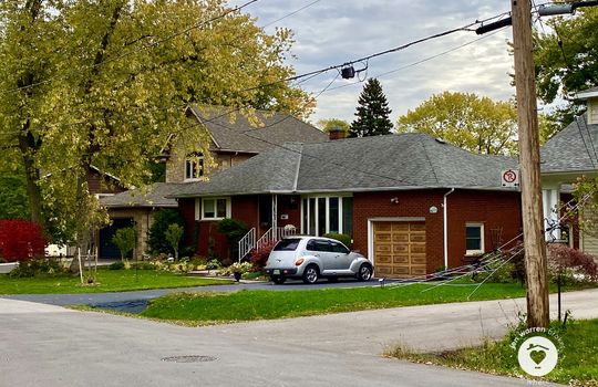 PlainsBurlingtonOntario-copyright-JenWarren12