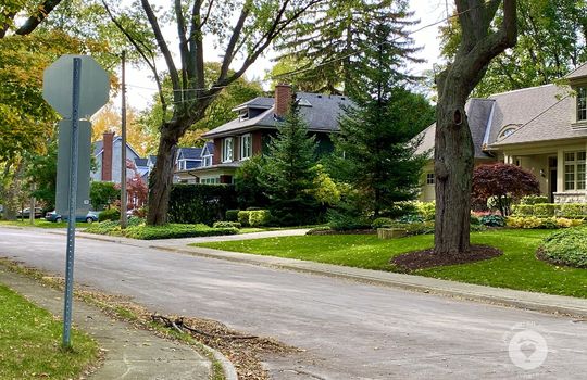 RoselandBurlingtonOntario-copyright-JenWarren09