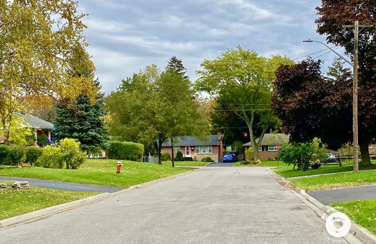 mountainsideBurlingtonOntario-copyright-JenWarren03