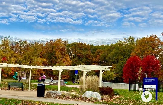 mountainsideBurlingtonOntario-copyright-JenWarren12