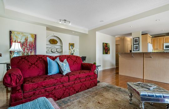 025-702-1477Lakeshore-25_m