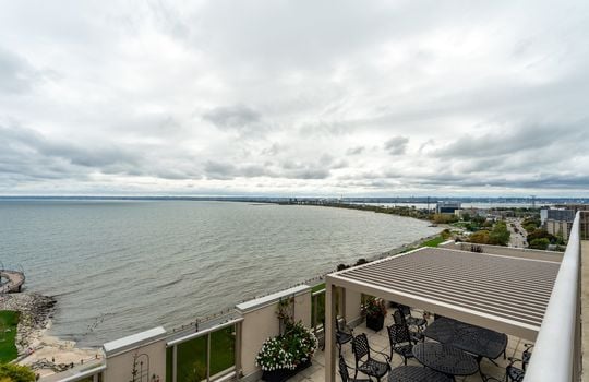 049-702-1477Lakeshore-49