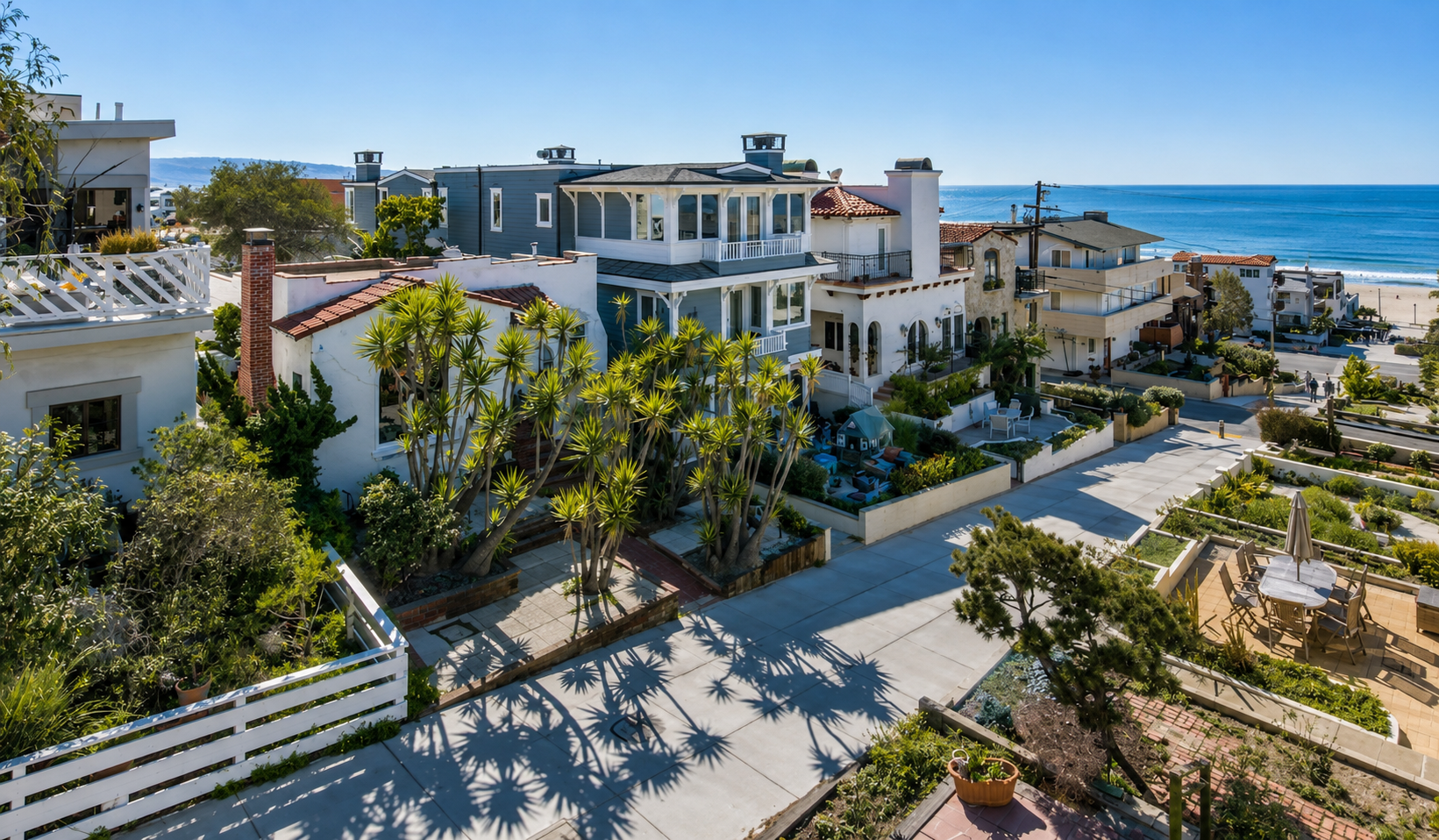 Manhattan Beach (2)