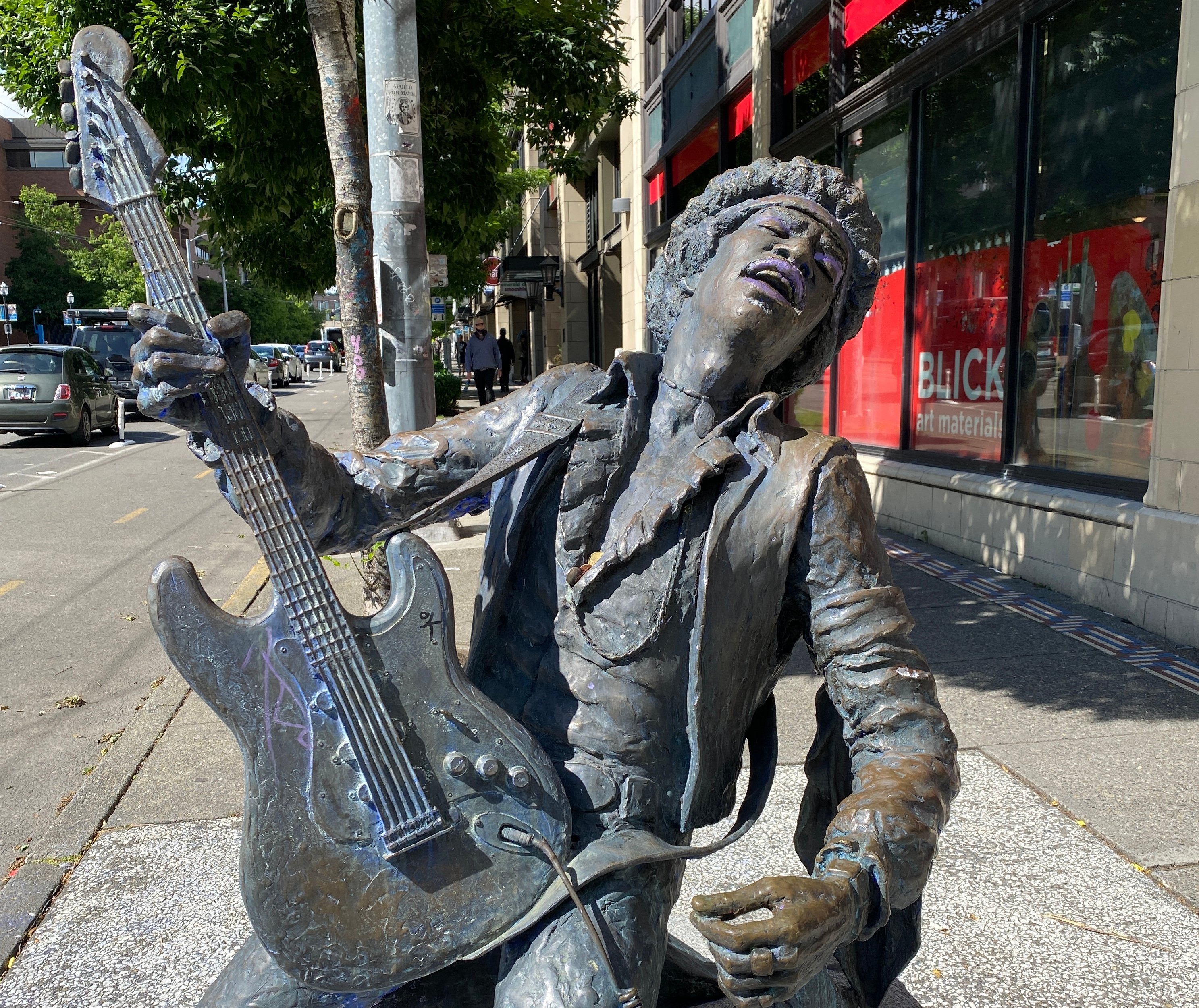 "The Electric Lady Studio Guitar" sculpted in 1997 by Daryl Smith near Broadway and Pine