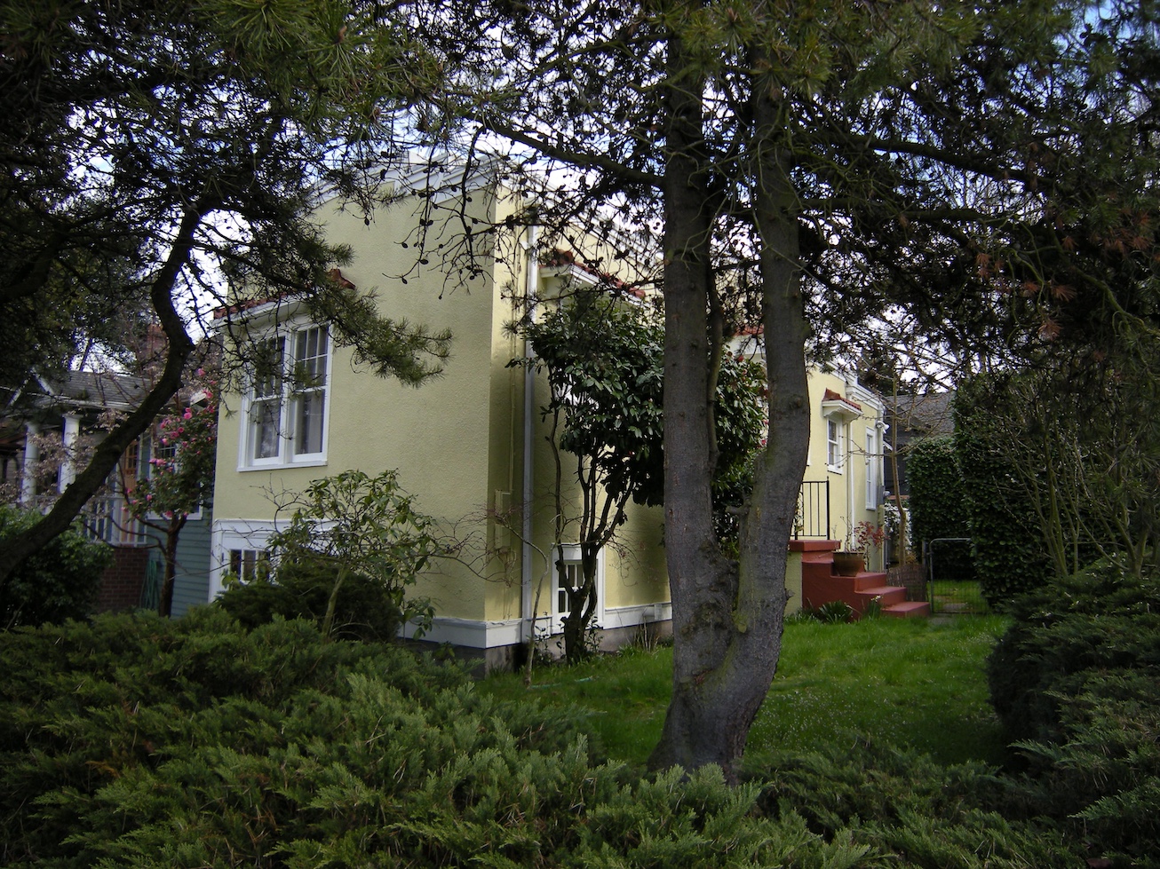 Montlake Spite House at 2022 24th Ave E, Seattle, WA 98112 in the Montlake neighborhood of Seattle's Capitol Hill