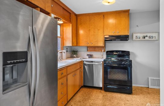 05 Kitchen of 1742 NE 89th St, Seattle, WA 98115