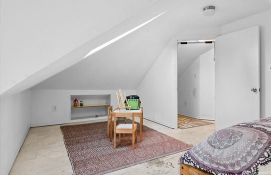 13 Upstairs Bedroom 2 of 1742 NE 89th St, Seattle, WA 98115