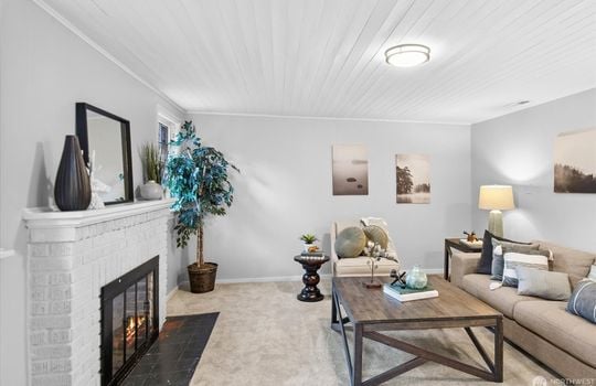 18 Family Room of 1742 NE 89th St, Seattle, WA 98115