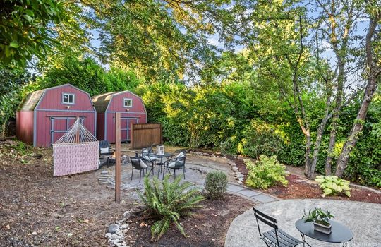 21 Backyard 2 of 1742 NE 89th St, Seattle, WA 98115