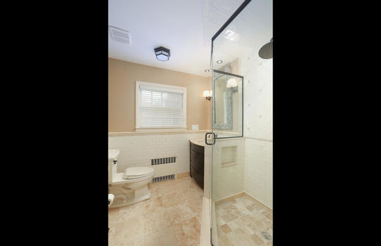 6 Hampton St Cranford NJ 07016 USA-031-007-Primary Bathroom-MLS_Size