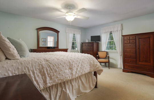 736 Willow St Cranford NJ 07016 USA-029-012-Primary Bedroom-MLS_Size