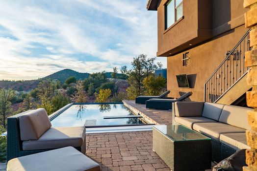 JL_45RussetRidge-twilightExteriors-04