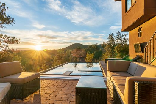 JL_45RussetRidge-twilightExteriors-10