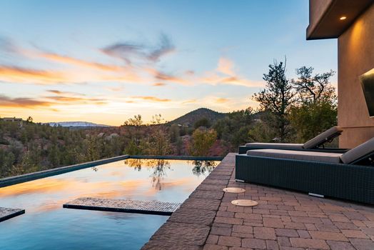 JL_45RussetRidge-twilightExteriors-15