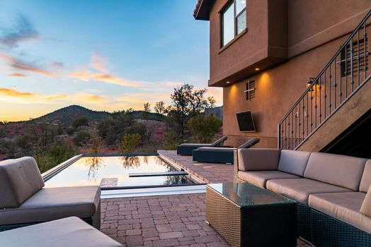 JL_45RussetRidge-twilightExteriors-16