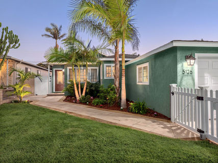 5126W138thStreet-68