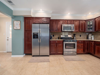 5126W138thStreet-70