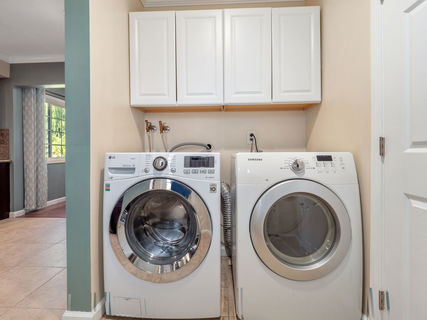 5126W138thStreet-72