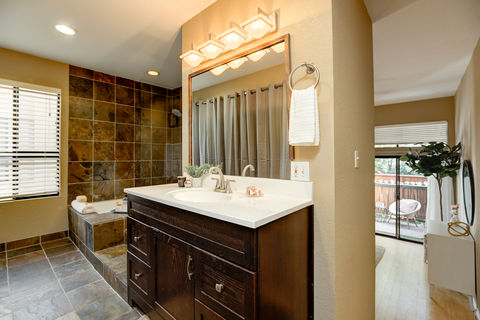 2112 Vanderbilt-29