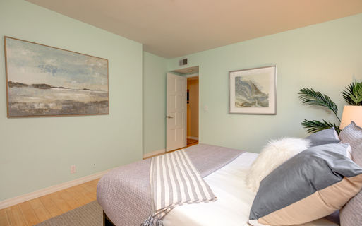 2112 Vanderbilt-46