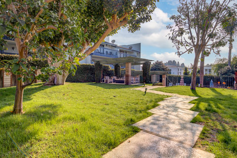 2112 Vanderbilt-8