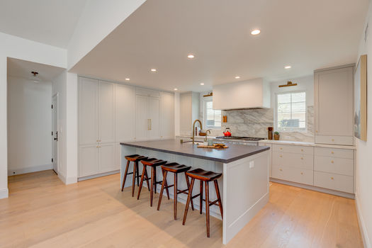 1423 E Elm Ave-12