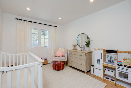 1423 E Elm Ave-26