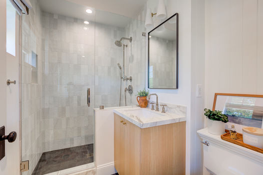 1423 E Elm Ave-30