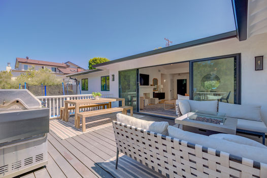 1423 E Elm Ave-39