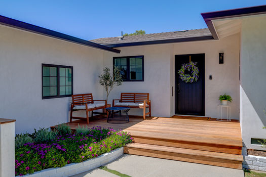 1423 E Elm Ave-60