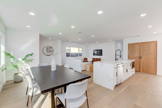 4340 Chase Ave-18