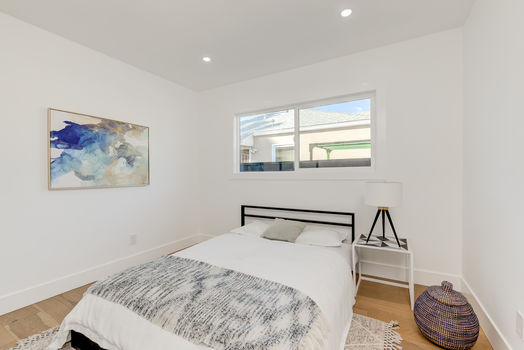 4340 Chase Ave-24