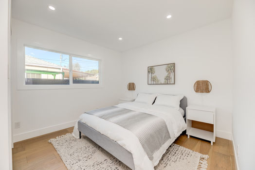 4340 Chase Ave-26