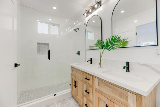 4340 Chase Ave-32