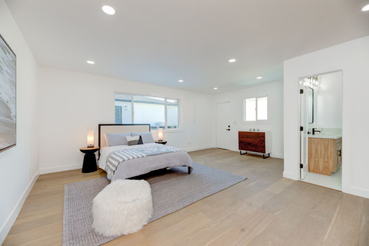 4340 Chase Ave-45