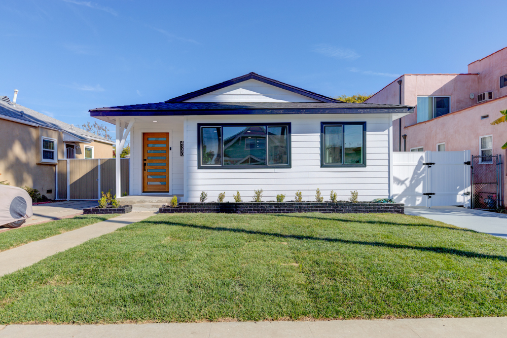 4340 Chase Ave.