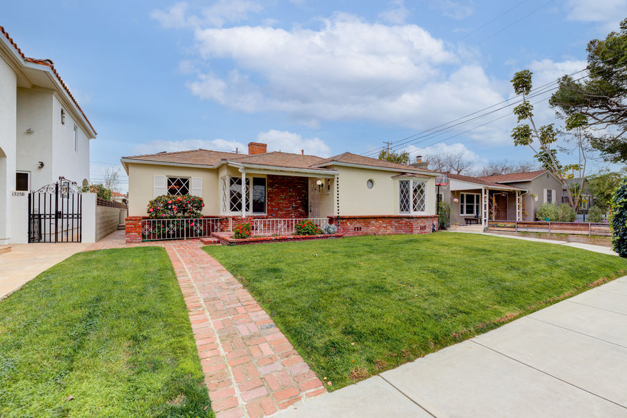 1731 Pier Ave-1
