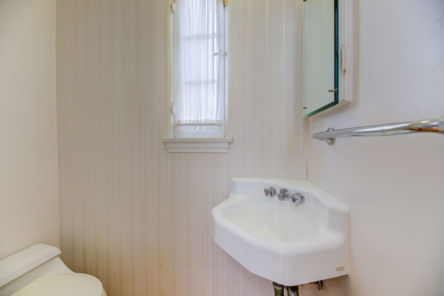 1731 Pier Ave-41